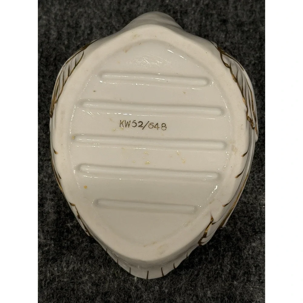 VTG Stylebuilt NY Porcelain Swan 24 Karat Gold Trim Vanity Soap Dish 3.5